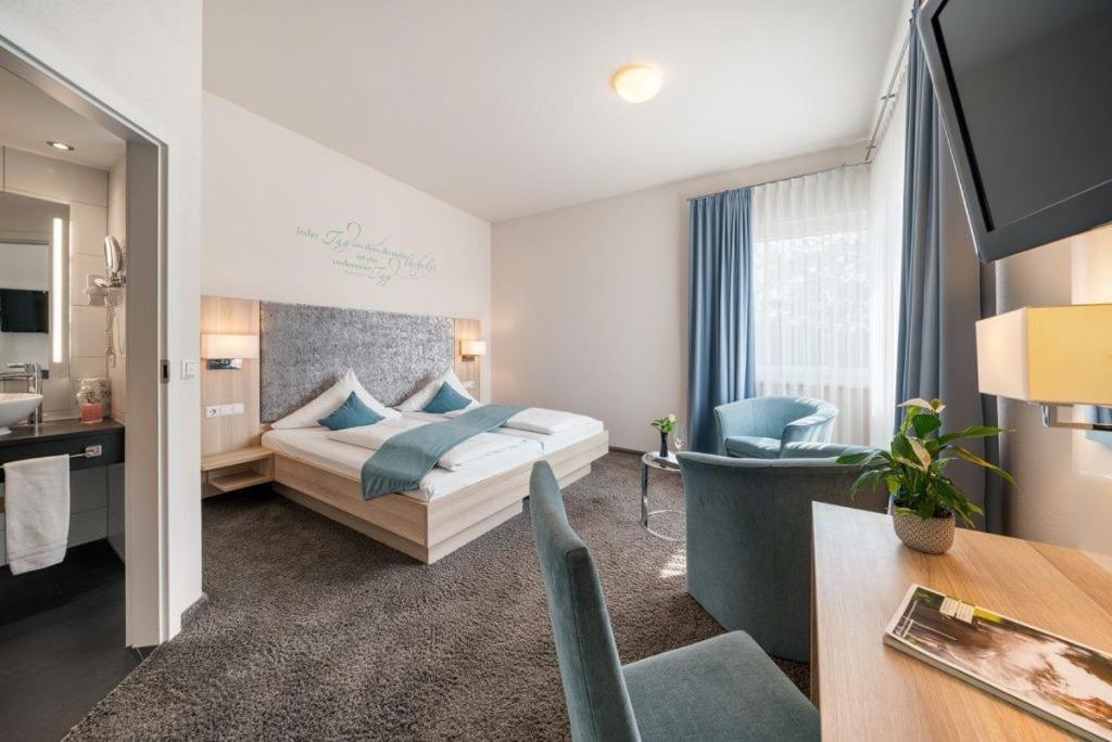 Hotel Donaublick Scheer Bagian luar foto