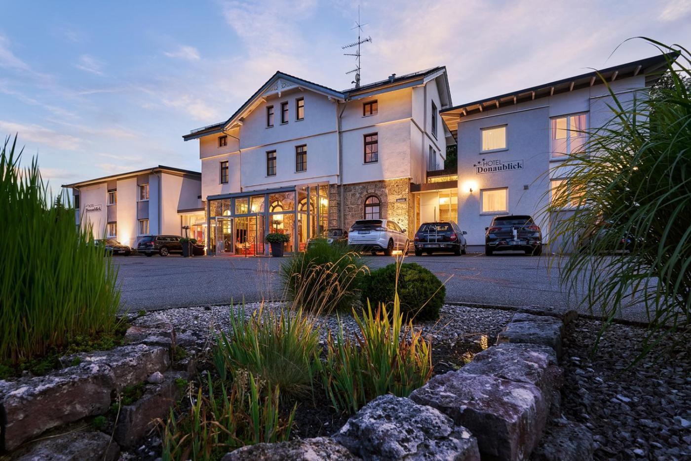 Hotel Donaublick Scheer Bagian luar foto