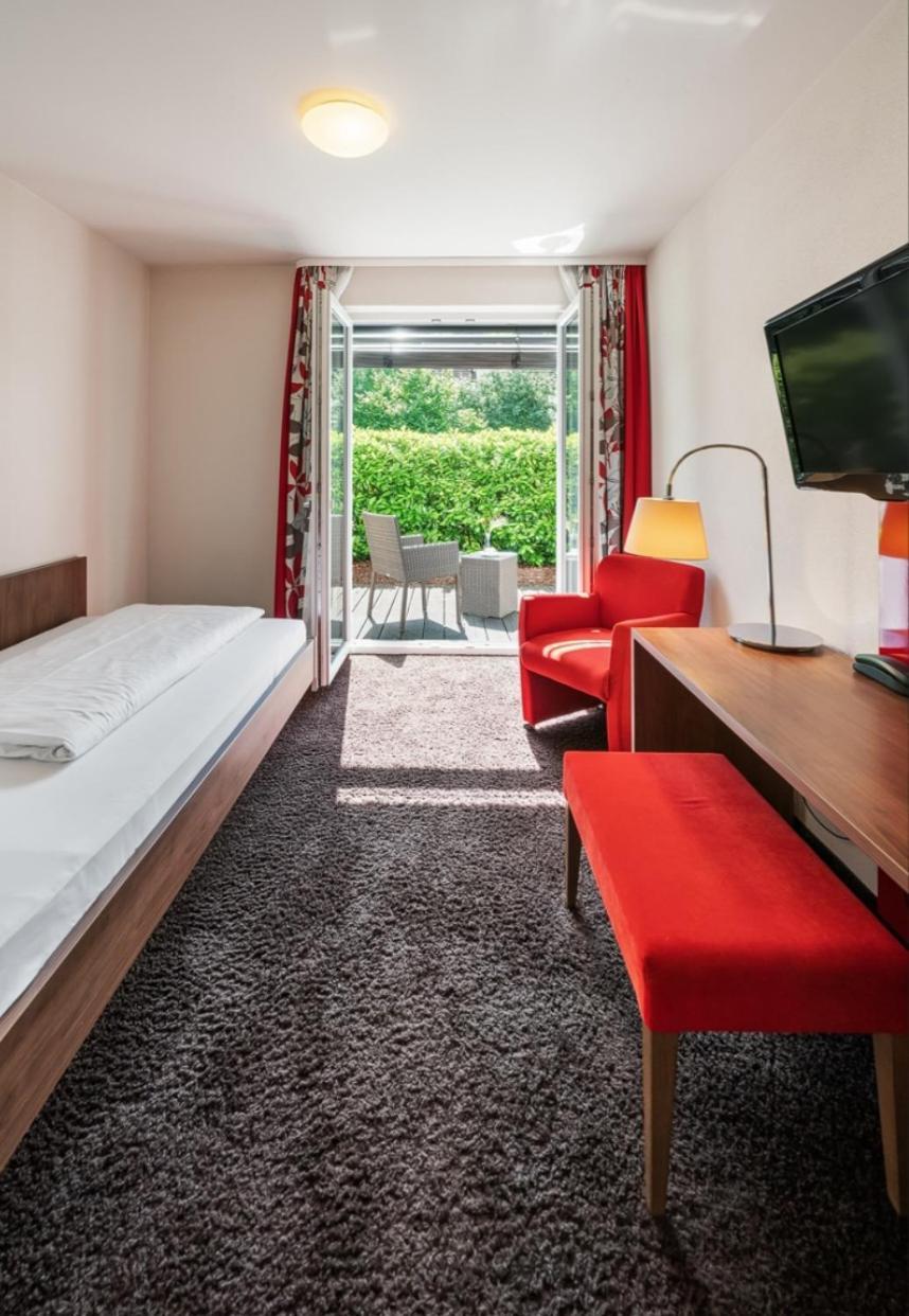 Hotel Donaublick Scheer Bagian luar foto