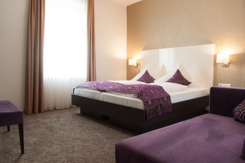 Hotel Donaublick Scheer Bagian luar foto